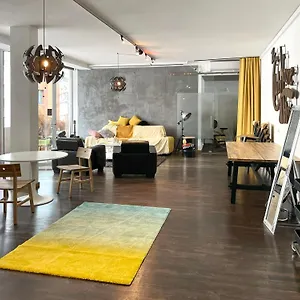 https://heart-of-gold-hostel-berlin.find-berlin-hotels.com